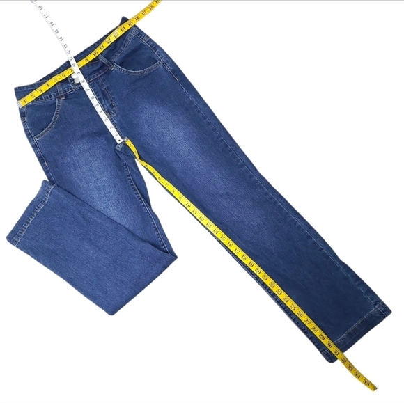 Flamingo Vintage Oblique Button Mid Waist Straight Leg Jeans Size Small - Picture 11 of 16